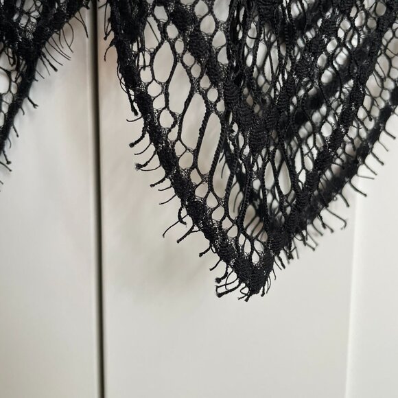 Express Black Lace Sleeveless Dress w/ Scalloped Hem & Keyhole Back - Picture 4 of 5